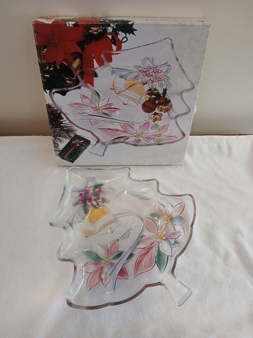 Vintage Festive Holiday Christmas Tree Server 13 1/2"